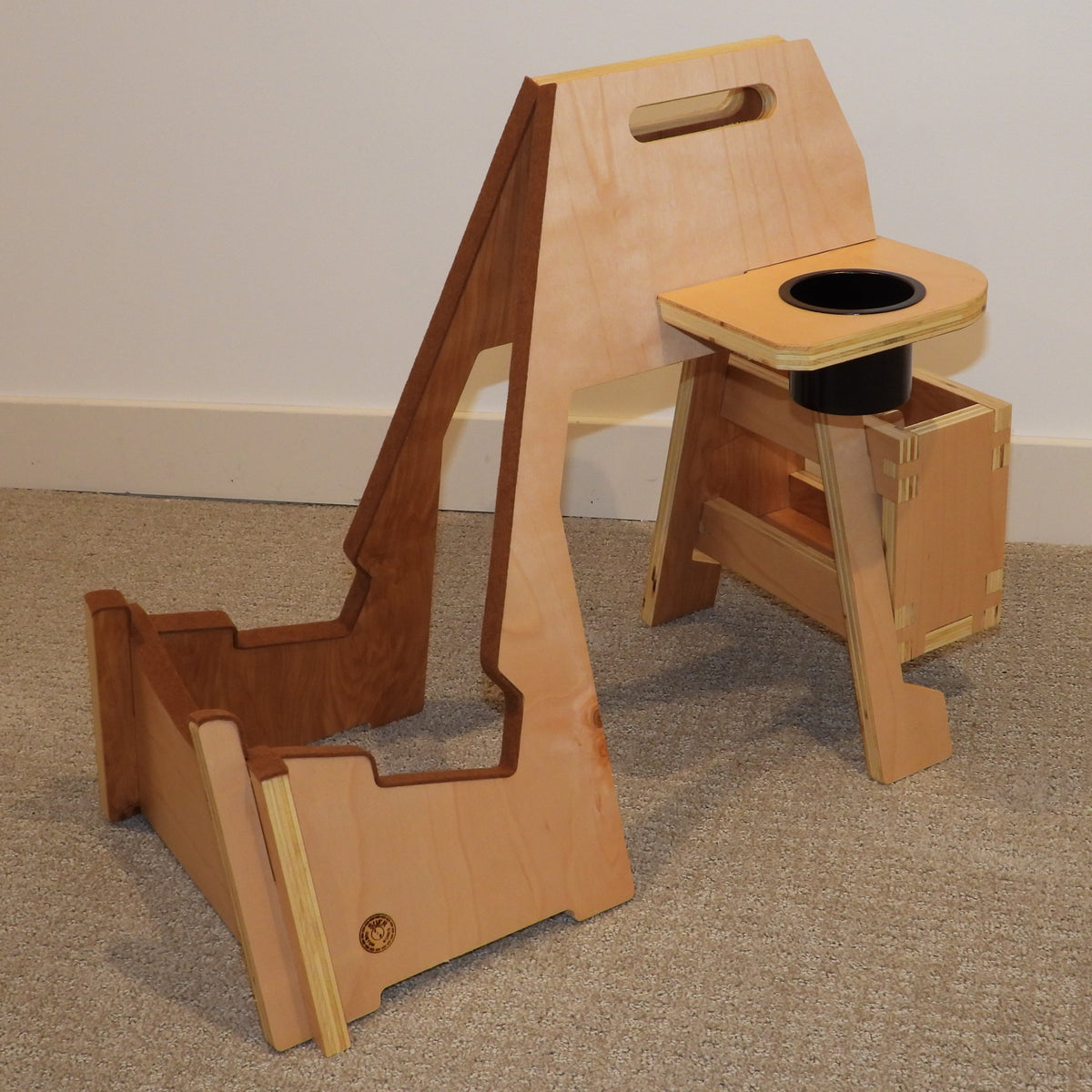Guitar practice stand with drink holders and magazine rack